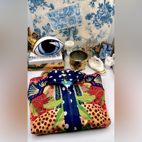 🆕 FARM Rio 🧿 NWT Jacqueta "Divertidamente Azul" - Women's Training Jacket Sz S - Picture 2 of 16